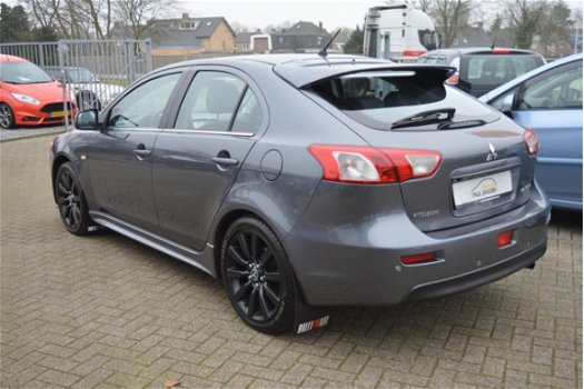 Mitsubishi Lancer Sportback - 1.8 Intense | Leder | Navi | Climate Control OOK ZONDAG 2 FEBRUARI OPE - 1