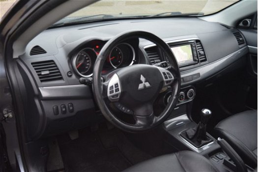 Mitsubishi Lancer Sportback - 1.8 Intense | Leder | Navi | Climate Control OOK ZONDAG 2 FEBRUARI OPE - 1