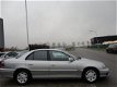 Opel Omega - 2.2i-16V 4 deurs, mooie auto, loopt als een zonnetje en rijd nog als een trein - 1 - Thumbnail