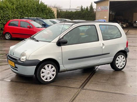 Renault Twingo - 1.2 Paris/Airco/Stuurbkr/Kanteldak/Nieuwe APK - 1