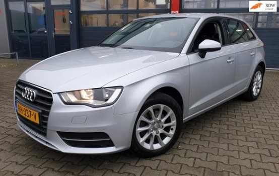 Audi A3 Sportback - 1.6 TDI Ambition Pro Line plus - 1