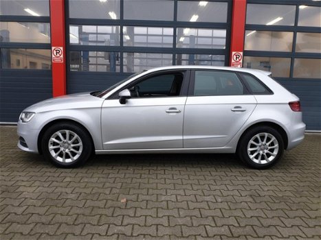 Audi A3 Sportback - 1.6 TDI Ambition Pro Line plus - 1