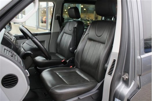 Volkswagen Transporter - 2.0 TDI 140 L2H1 DC 65 Edition | Leder | Lichtmetaal | Trekhaak | Multi. St - 1