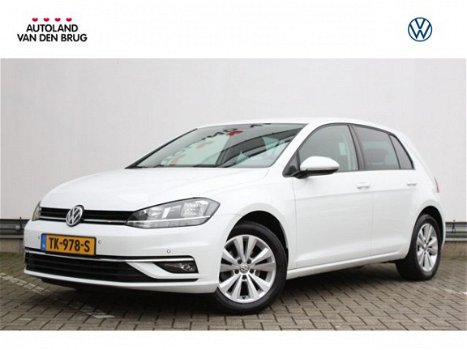 Volkswagen Golf - 1.0 TSI Comfortline Business Navigatie | Massage bestuurdersstoel | Clima | Adapt. - 1