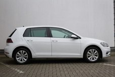 Volkswagen Golf - 1.0 TSI Comfortline Business Navigatie | Massage bestuurdersstoel | Clima | Adapt.