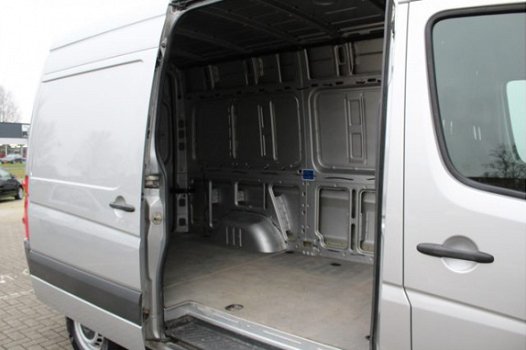 Volkswagen Crafter - 46 2.0 TDI 136PK | Cruise control | Trekhaak | Bluetooth | Parkeersensoren rond - 1