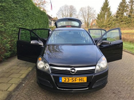 Opel Astra - 1.4 Elegance LAGE KM/RIJDT SUPER/5DEURS/VELGEN - 1