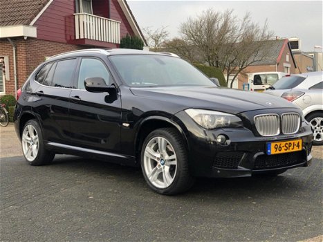 BMW X1 - XDrive28i M-SPORT PAKKET / TREKHAAK / PANODAK / NAVI - 1