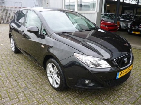 Seat Ibiza - 1.6 Sport-up LEDER/NAVI/5DRS - 1