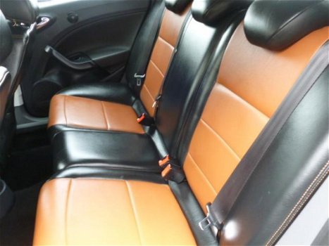 Seat Ibiza - 1.6 Sport-up LEDER/NAVI/5DRS - 1