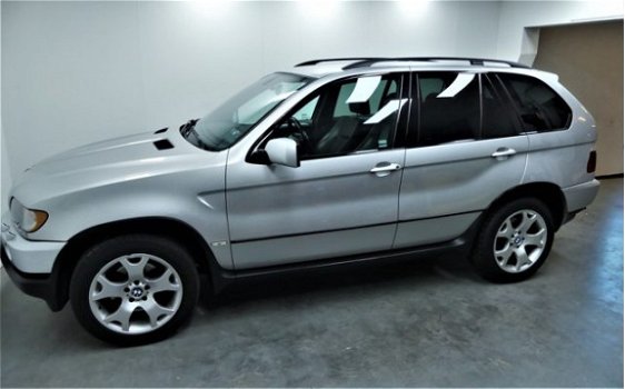 BMW X5 - 4.4i Privacy/ navi/ Bluetooth - 1