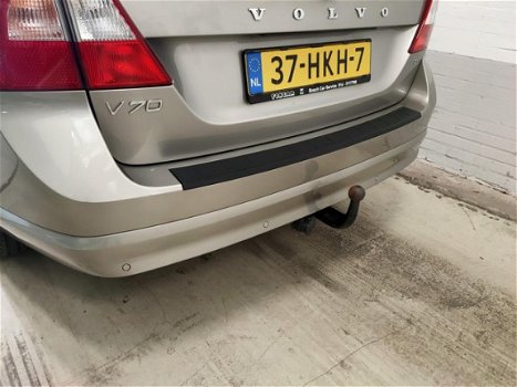 Volvo V70 - 2.5T 147KW AUT Summum - 1