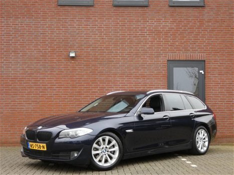 BMW 5-serie Touring - 523i High Executive - 1