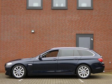 BMW 5-serie Touring - 523i High Executive - 1