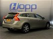 Volvo V60 - 2.4 D6 AWD Plug-In Hybrid Summum VOL JAAR GARANTIE €19.950, - INCL BTW - 1 - Thumbnail