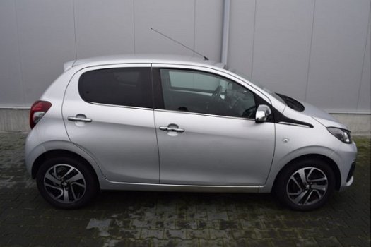 Peugeot 108 - 1.0 e-VTi Première luxe uitvoering met NAP - 1