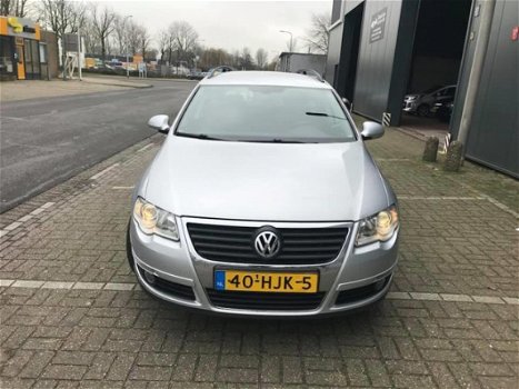 Volkswagen Passat Variant - 1.4 TSI Comfortline APK/NAVIGATIE/AIRCO/ NAP/ PDC /elek ramen/ ZEER NETT - 1