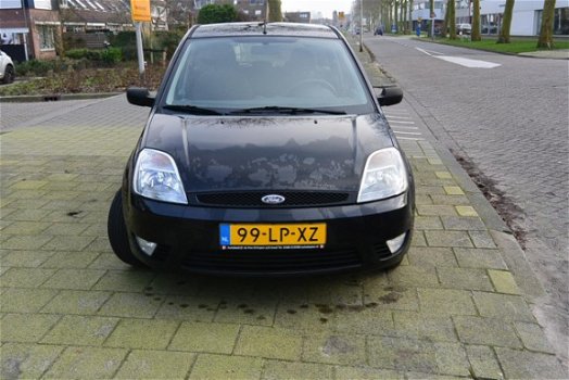 Ford Fiesta - 1.4-16V First Edition MET AIRCO & JAAR 25-01-2021 - 1