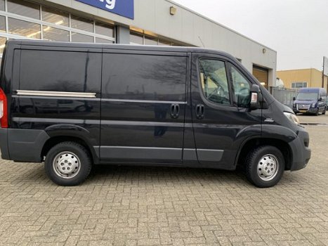 Fiat Ducato - 30 2.3 MultiJet L1H1 Airco Navi Automaat Laadruimte Geisoleerd - 1