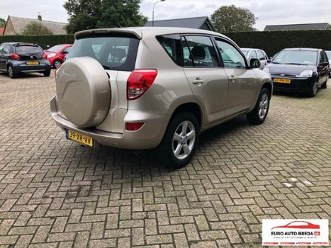 Toyota RAV4 - 2.0 16v VVT-i - 1