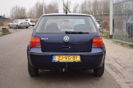 Volkswagen Golf - 1.4-16V Trendline | Elek-Pakket | APK 11-2020 - 1