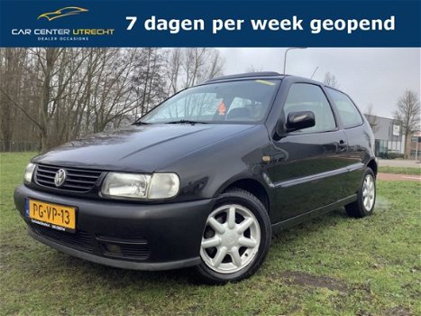 Volkswagen Polo - 1.0l 129999km stuubekrachteging apk aug-2020 - 1