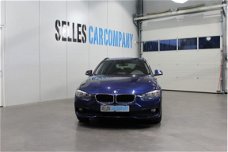 BMW 3-serie Touring - 318i Centennial High Executive | Navigatie | Stoelverwarming | LM Velgen |