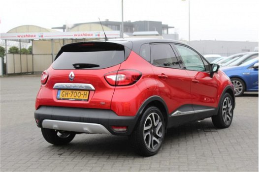 Renault Captur - 0.9 TCe Helly Hansen - 1