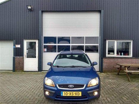 Ford Focus Wagon - 1.8-16V Ambiente Flexifuel I Dealer onderhouden Rijklaar - 1