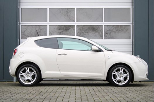 Alfa Romeo MiTo - 1.3 JTDm ECO Essential Clima/Cruise/Elek.Ramen/C.V./PDC/Leder/LM.Velgen/Blue&Me - 1