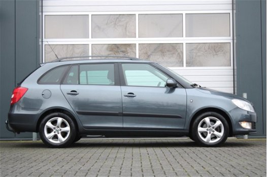 Skoda Fabia Combi - 1.2 TDI Greenline Airco/Cruise/ElekRamen/CV/Trekhaak/1e.Eigenaar/Dealeronderhoud - 1