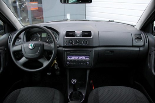 Skoda Fabia Combi - 1.2 TDI Greenline Airco/Cruise/ElekRamen/CV/Trekhaak/1e.Eigenaar/Dealeronderhoud - 1