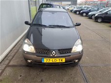 Renault Clio - 1.6-16V Initiale