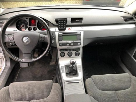 Volkswagen Passat Variant - 2.0 TDI Comfortline 170PK nw ditributieriem, grote beurt, airco, cruise - 1