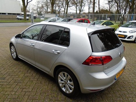 Volkswagen Golf - 1.6 TDI Comfortline BlueMotion - 1