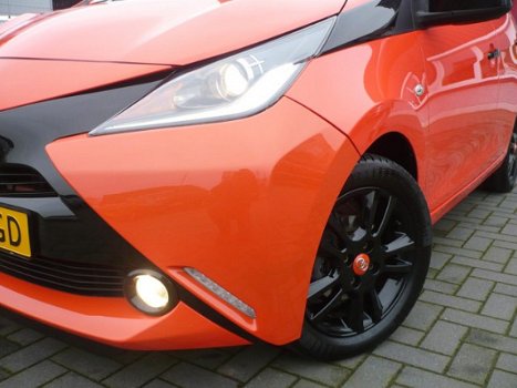 Toyota Aygo - 1.0 VVT-i x-cite , 5 Deurs, Airco, Cruise, Zeer Mooi - 1