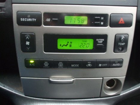 Toyota Corolla Verso - 1.6 VVT-i Linea Sol clima 137 dkm NAP 5 deurs - 1