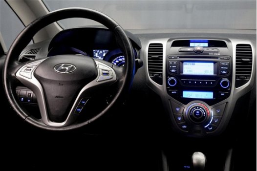 Hyundai ix20 - 1.6i i-Vision Automaat (AIRCO, CRUISE, TREKHAAK, PARKEERSENSOR, ELEK. PAKKET, SPORTST - 1