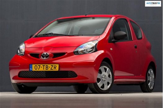 Toyota Aygo - 1.0-12V Sport (AUX, SPORTSTOELEN, NIEUWE APK, AUDIO INSTALATIE, NIEUWSTAAT) - 1