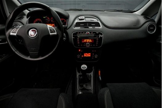 Fiat Punto Evo - 1.3 M-Jet Lounge Sport (PANORAMADAK, ALCANTARA, SPORTSTOELEN, CITY STEERING, CRUISE - 1