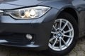 BMW 3-serie Touring - 318D High Executive | Dealer Onderhouden | Xenon | Navigatie | - 1 - Thumbnail