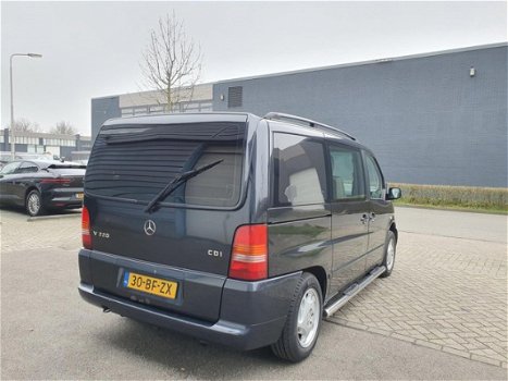 Mercedes-Benz V-klasse - V 220 CDI Trend ROLSTOELLIFT, AIRCO, CRUISE, NAVI, LEDER, 2 X SLEUTELS - 1