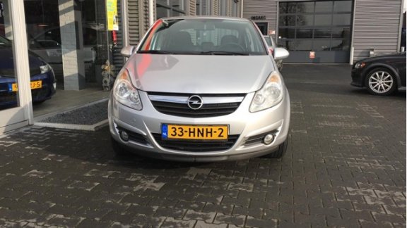 Opel Corsa - 1.4-16V Enjoy - 1