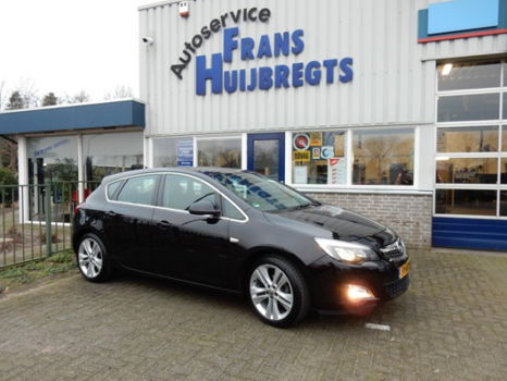 Opel Astra - 1.4 Turbo Sport 140 pk Trekhaak afneembare kogel en Navi - 1