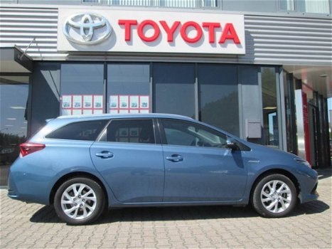 Toyota Auris - 1.8 Hybrid Dynamic Automaat - 1