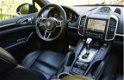 Porsche Cayenne - 3.0 S E-Hybrid Sport Chrono excl. BTW Luchtvering, Pano dak, Soft close, Lane keep - 1 - Thumbnail