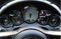 Porsche Cayenne - 3.0 S E-Hybrid Sport Chrono excl. BTW Luchtvering, Pano dak, Soft close, Lane keep - 1 - Thumbnail