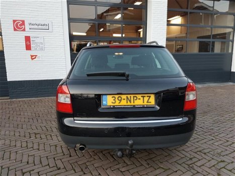 Audi A4 Avant - 2.0 Lichtmetalen Velgen 17 INCH | Trekhaak| NIEUWE APK - 1