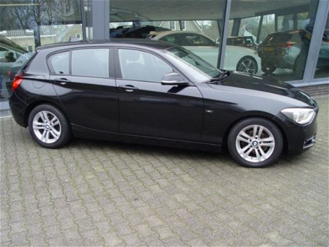 BMW 1-serie - 116I 100KW 5DR sport navi - 1