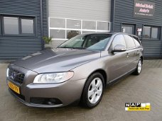 Volvo V70 - 1.6D DRIVe Kinetic Airco Clima Cruise Control